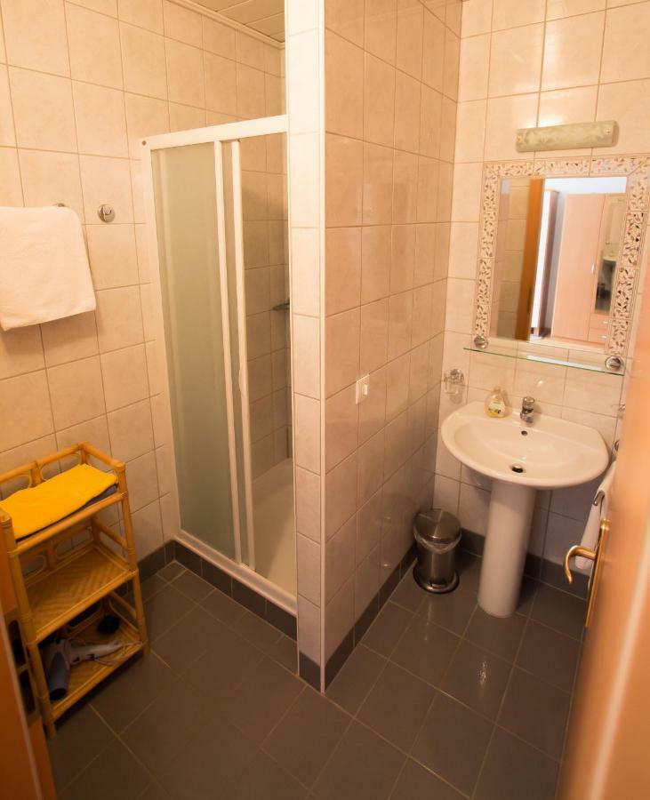 Appartement Berni Strebersdorf Luaran gambar
