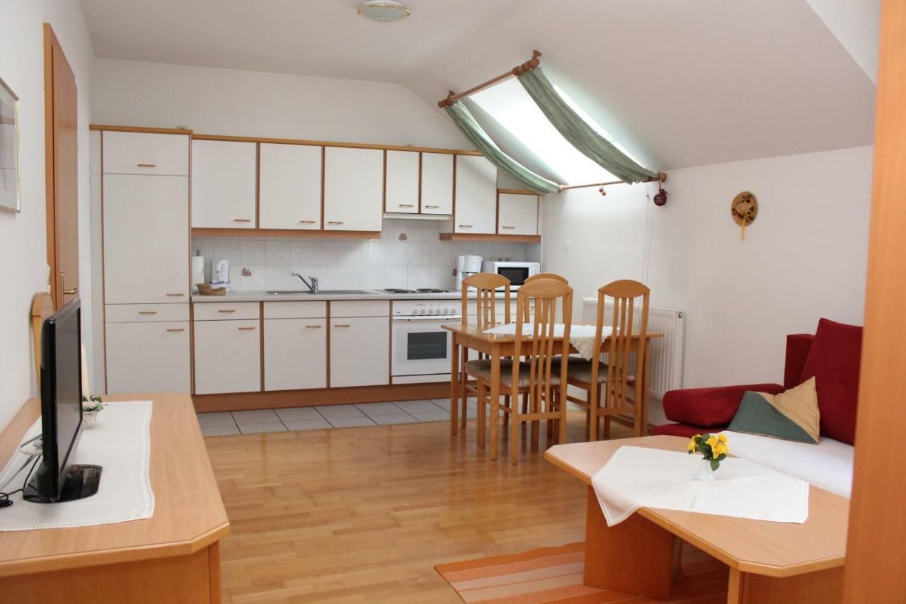 Appartement Berni Strebersdorf Luaran gambar